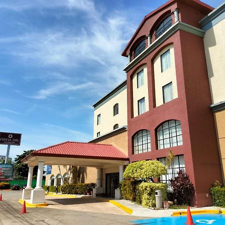 Fiesta Inn Poza Rica Exteriör bild